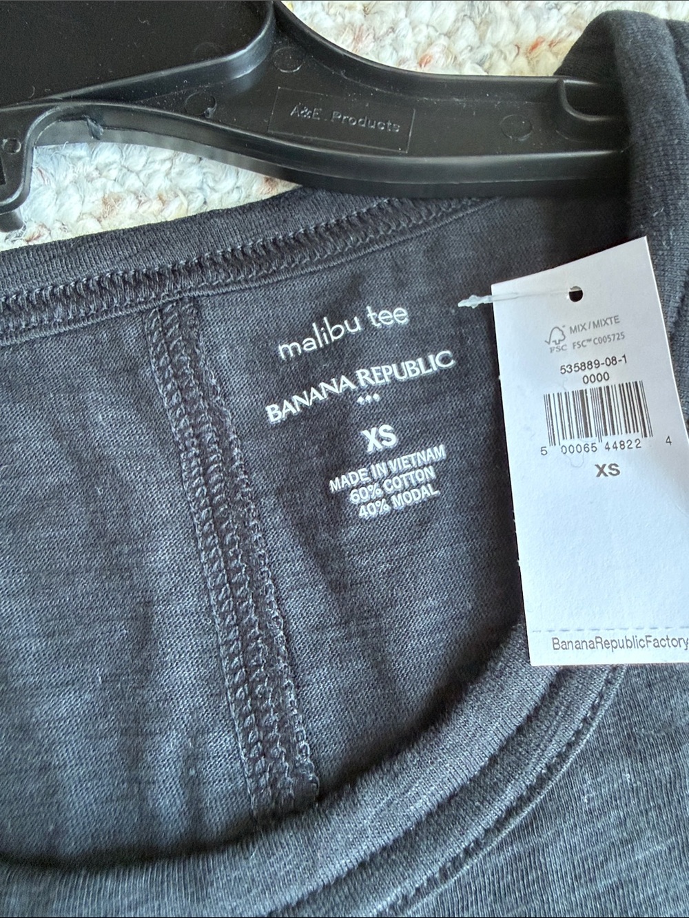 Banana Republic Black Sleeveless Tank Top Malibu tee shirt roll sleeve slub - Picture 8 of 8